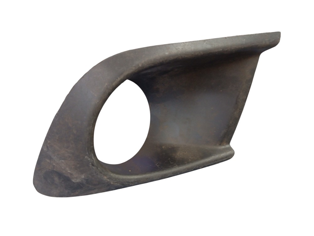 MOLDURA FAROL MILHA GM ONIX PRISMA 13/16 1