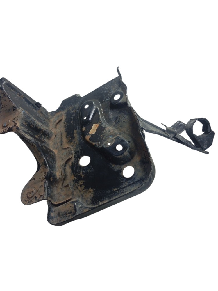 Suporte Base Bateria Toyota Eitos 2015 Preto 3