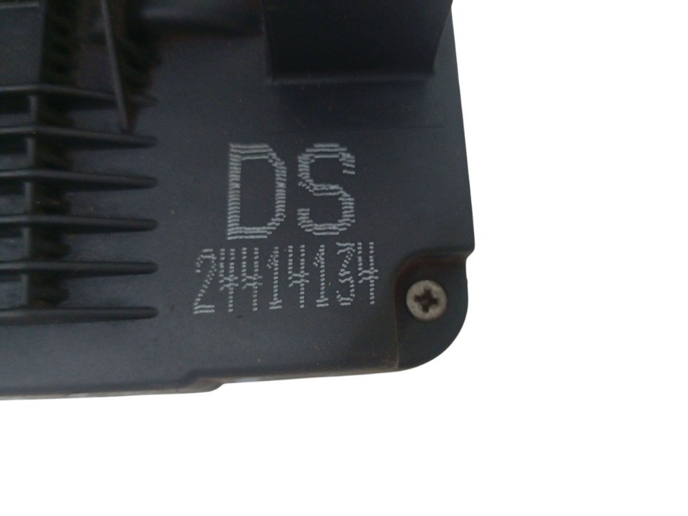 Fechadura traseira esquerda Chevrolet Zafira 2002/12 6