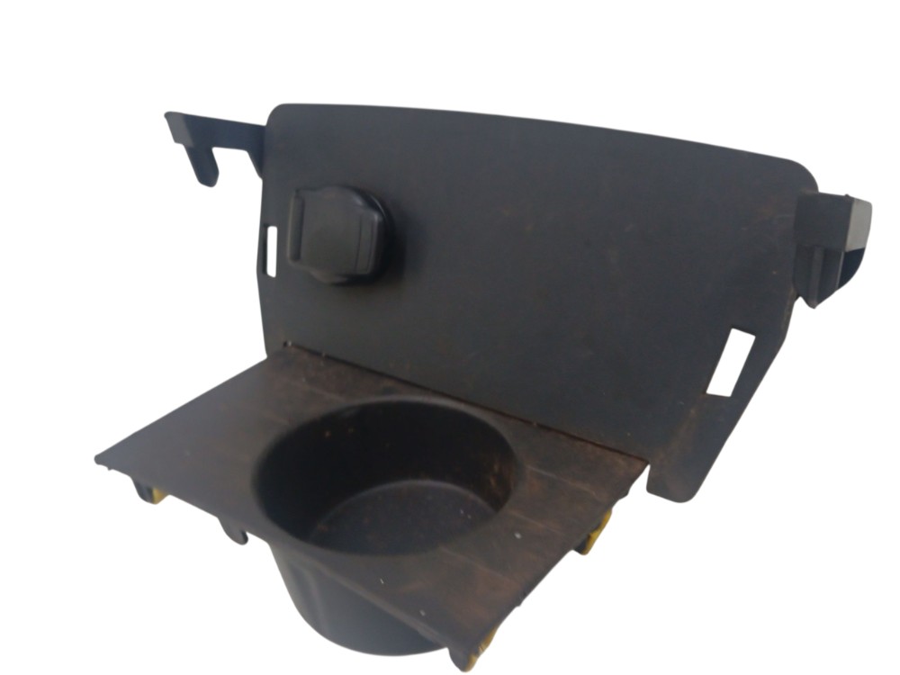 Porta copo Tomada 12v Console Renault Captur 2018 5