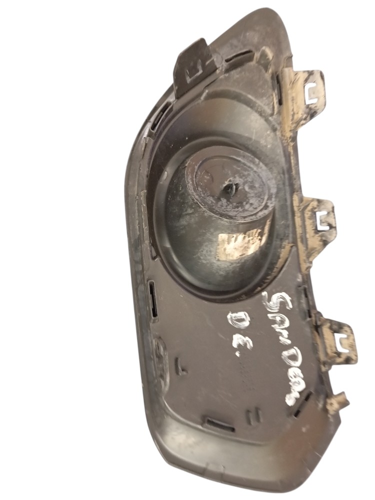 Moldura De Farol Milha L/d Renault Sandero 15/18 4