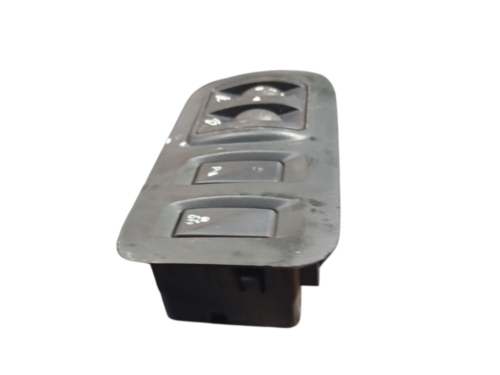 MOLDURA COMANDO REGULAGEM FAROL RENAULT CAPTUR 2018 2019 2
