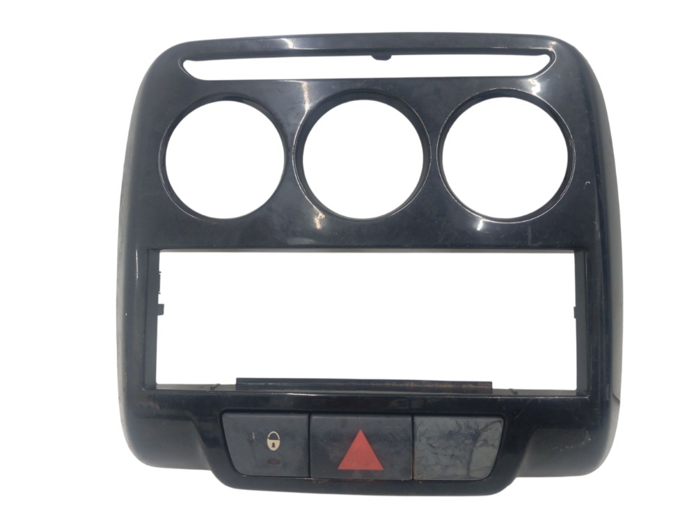 Moldura Botão Comando do ar condicionado Citroen C3 2013/15