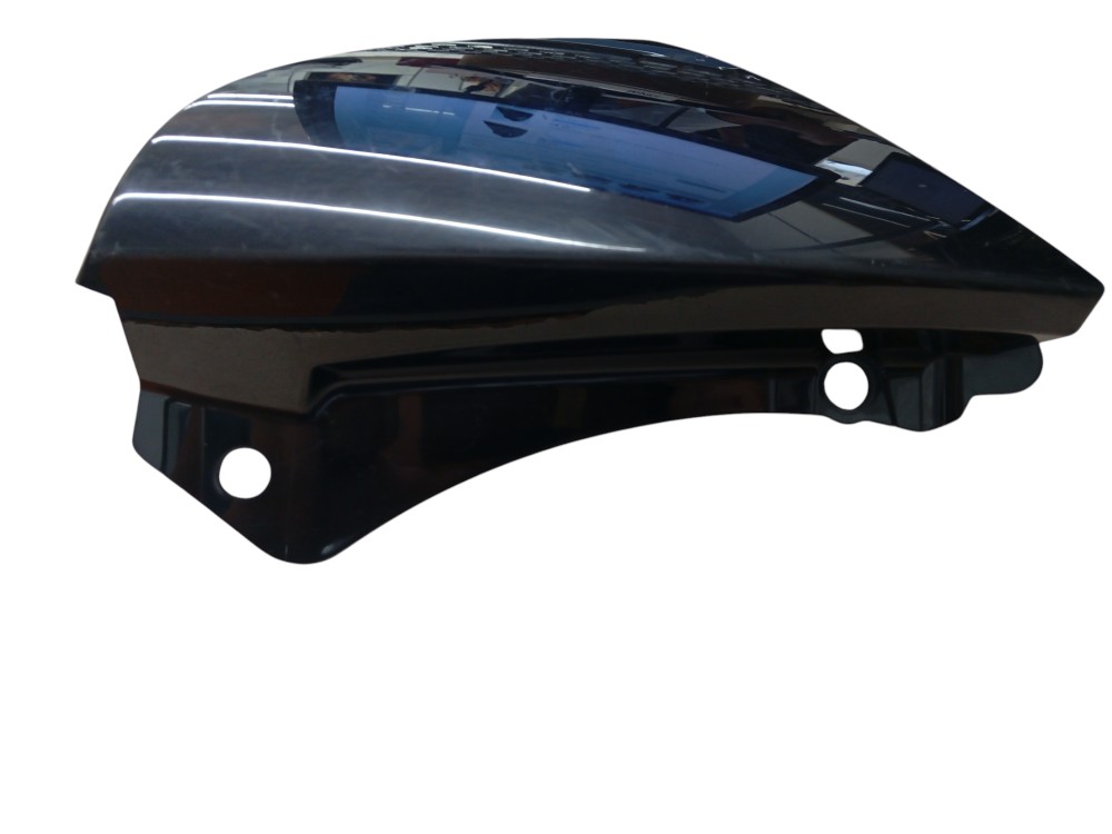 Moldura Superior Lanterna Direita Fiat Mobi 2020 2