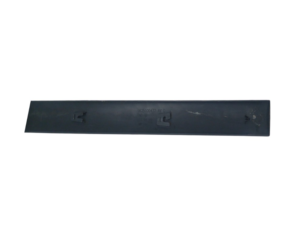 MOLDURA FRISO DIANTEIRA DIREITA PEUGEOT 206 207 9625100477 6
