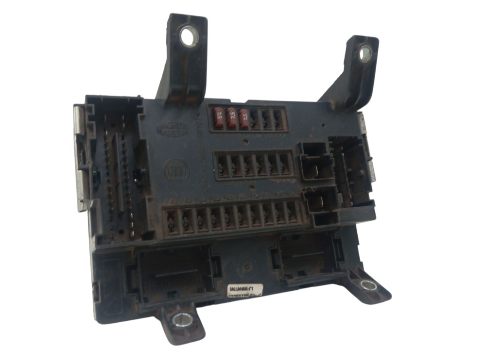 Caixa fusíveis body computer Fiat Palio Siena 2014/22 2