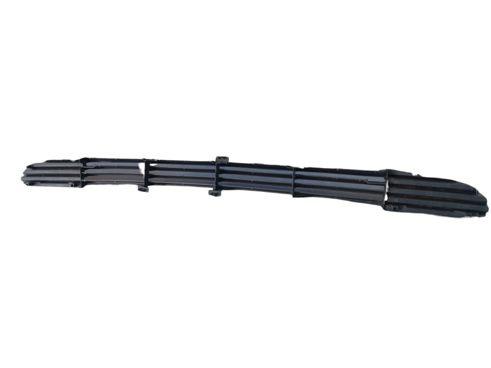 GRADE INFERIOR PARACHOQUE FORD FIESTA COURIER 96/99 2