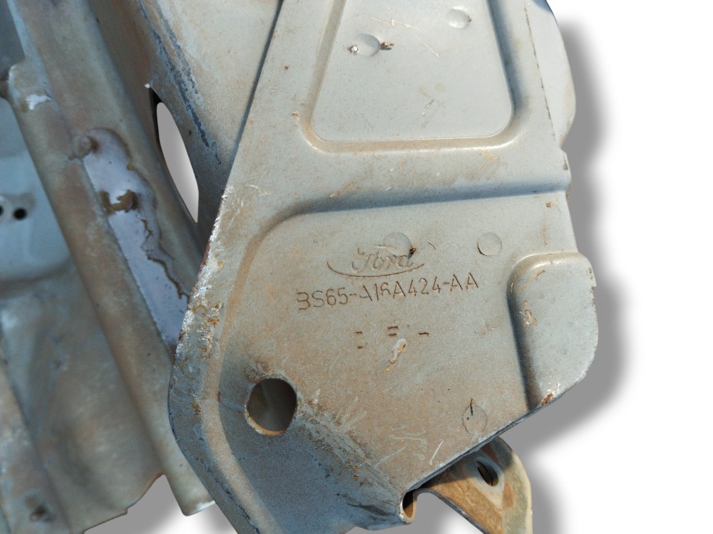 Caixa De Roda Longarina L/d Ford Fiesta Rocam 2003 A 2010 7
