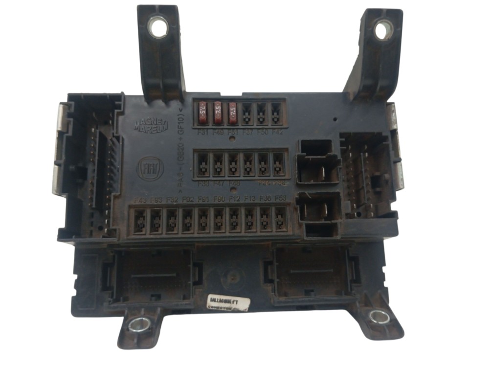 Caixa fusíveis body computer Fiat Palio Siena 2014/22