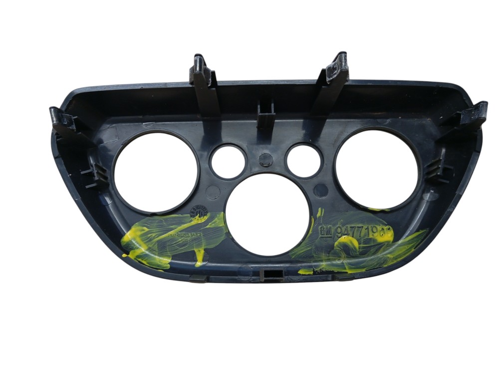 Moldura Do Comando De Ar Chevrolet Spin 2012/20 4