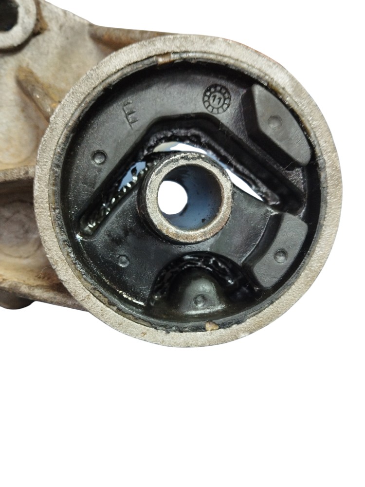 Coxim  Calço Motor Central Dianteiro Vectra E Astra Usado 5