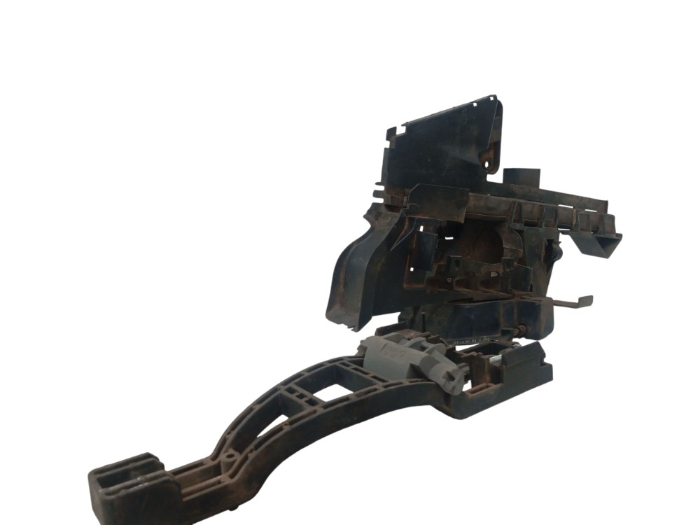 Fechadura porta traseira direita Ford Focus 2009/13 4