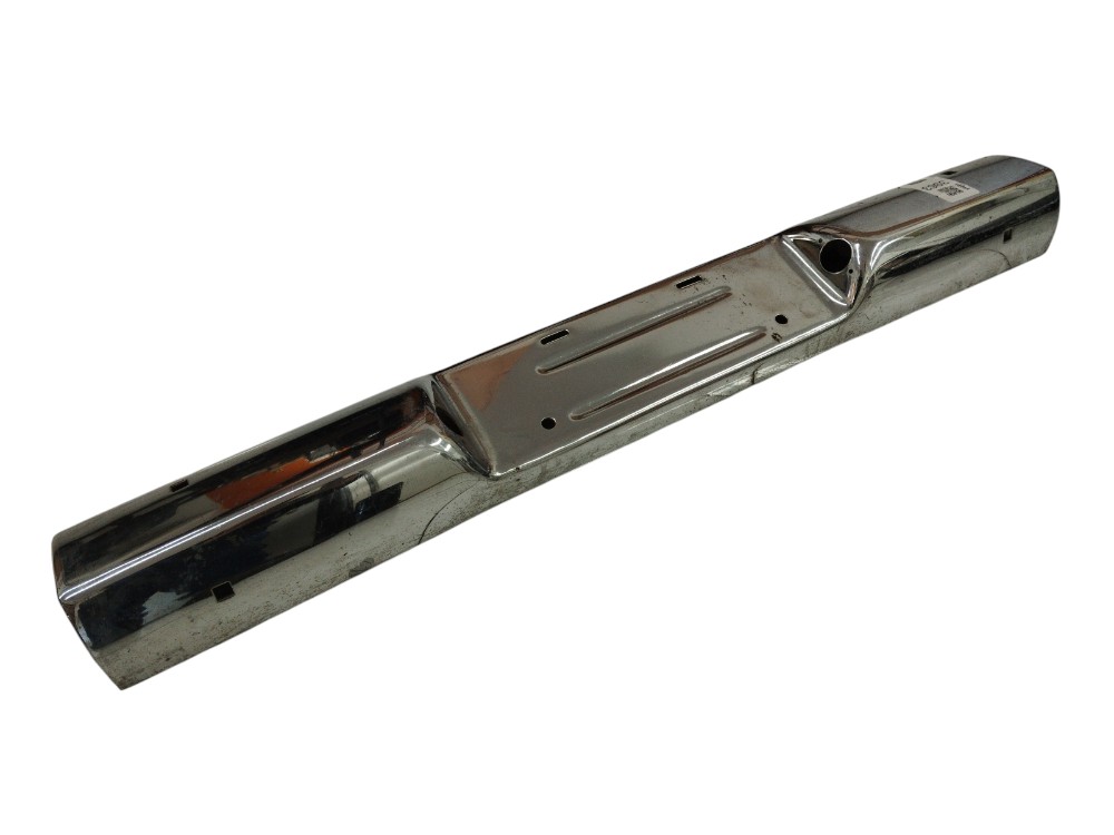 Aplique parachoque traseiro central  GM venaneio 65 a 88 2