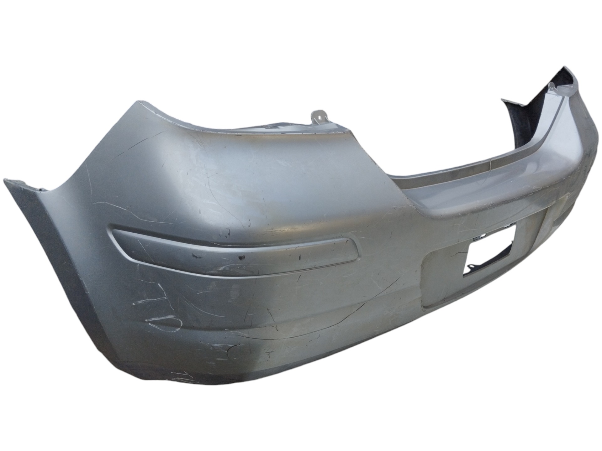 PARACHOQUE TRASEIRO NISSAN TIIDA 2010/12 ORIGINAL C/DETALHE 4