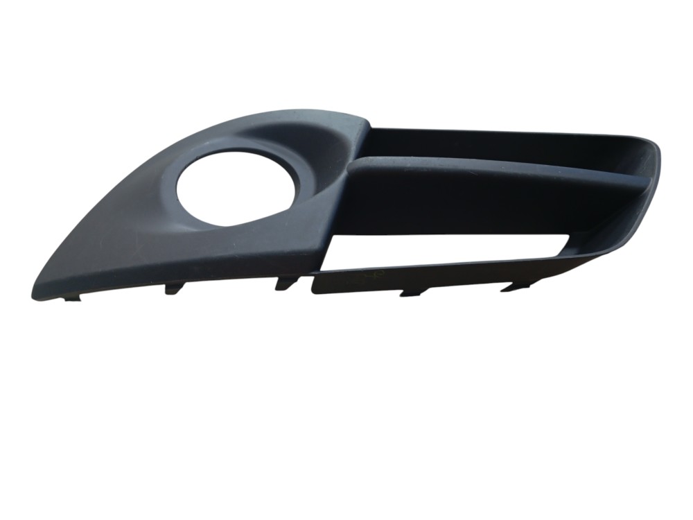 Moldura Farol De Milha L/e Chevrolet Montana 2012/15 2