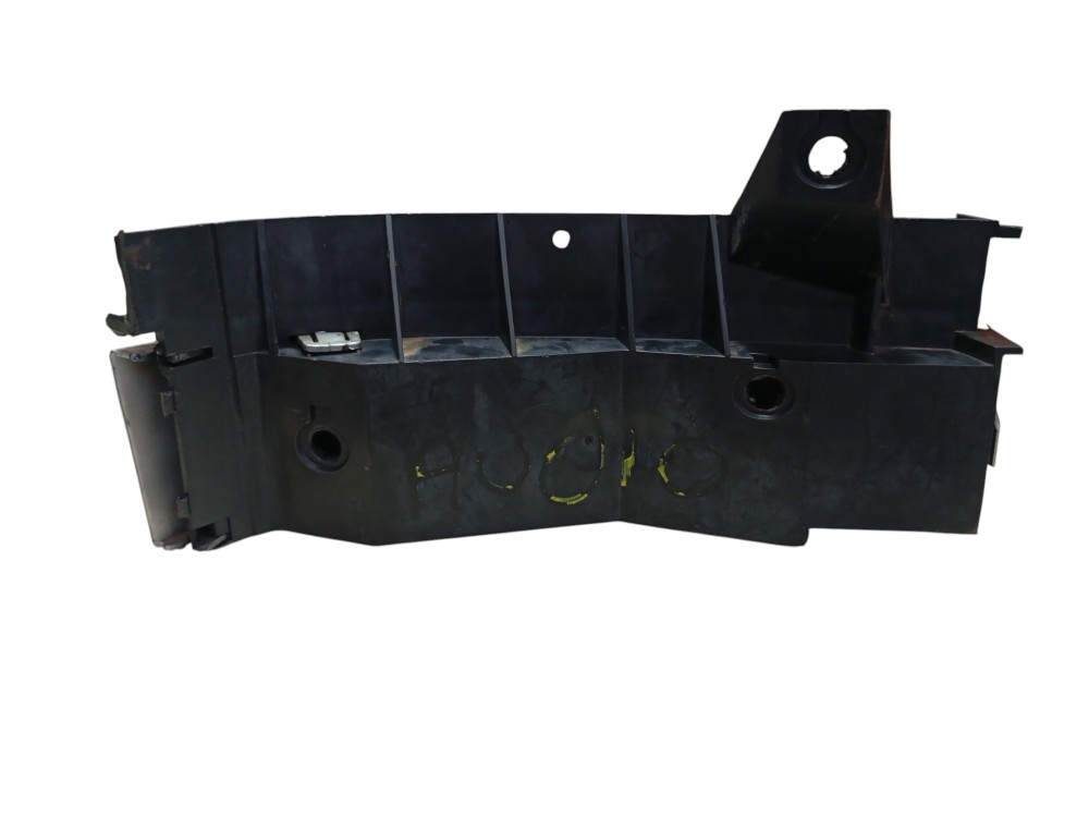MOLDURA LANTERNA TRASEIRA L/E AUDI A3 97 3