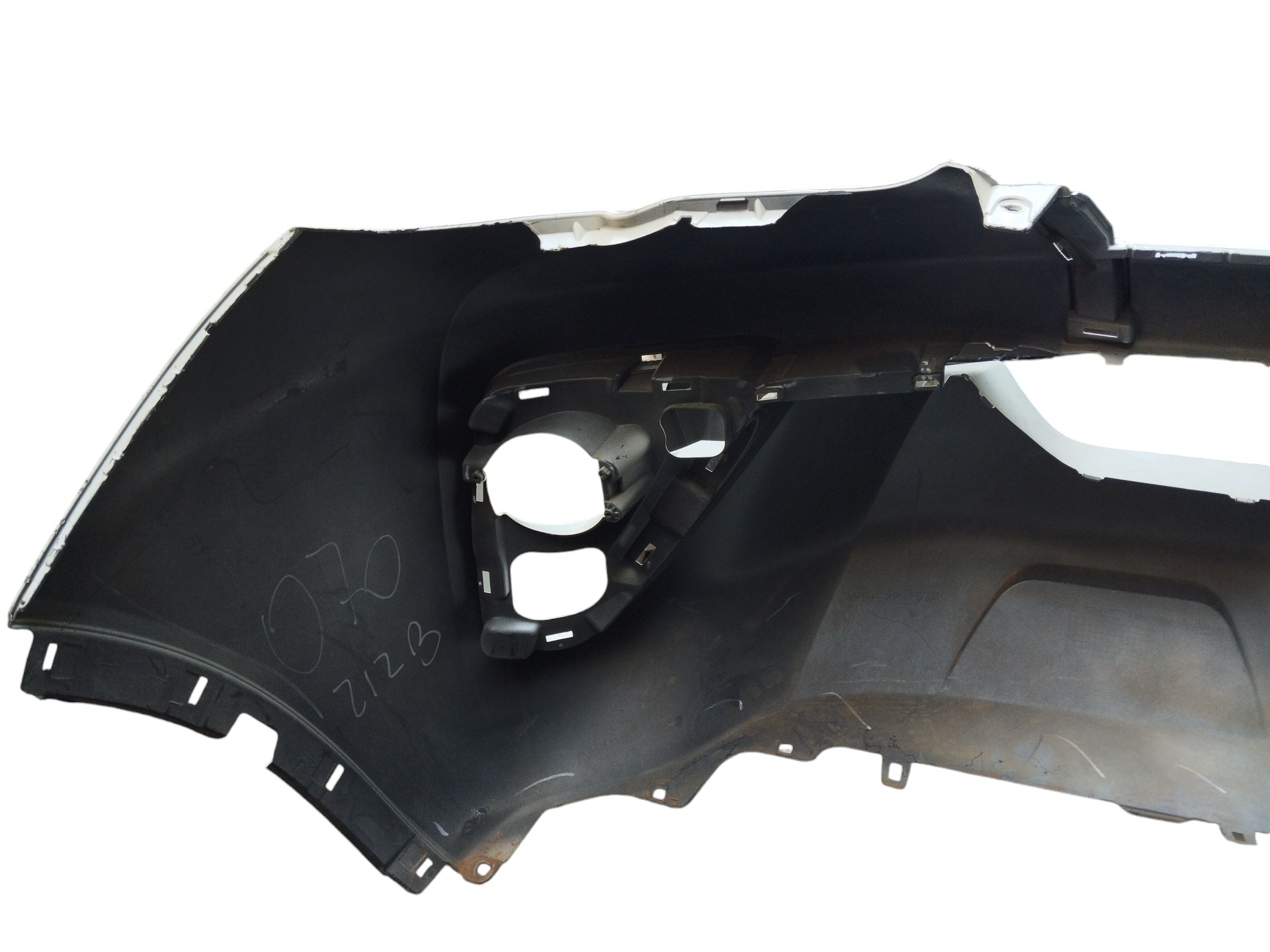 PARACHOQUE DIANTEIRO HYLUX SW4 2016 ORIGINAL C/DETALHE 4