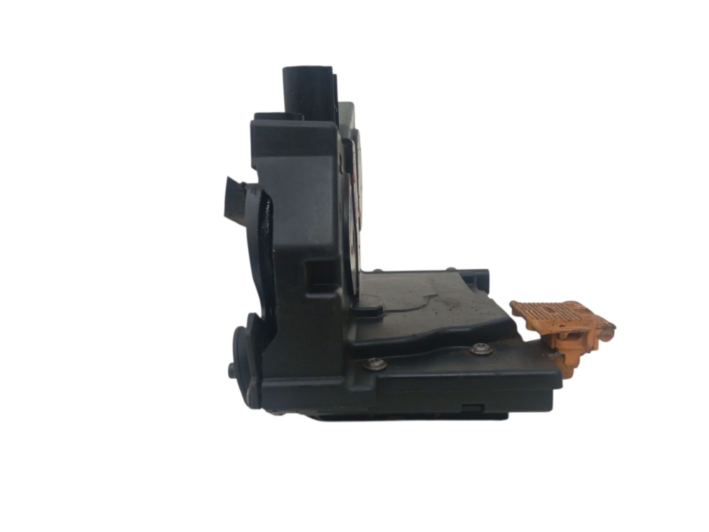Fechadura porta traseira esquerda Onix Ltz 1.4 2013/20 5