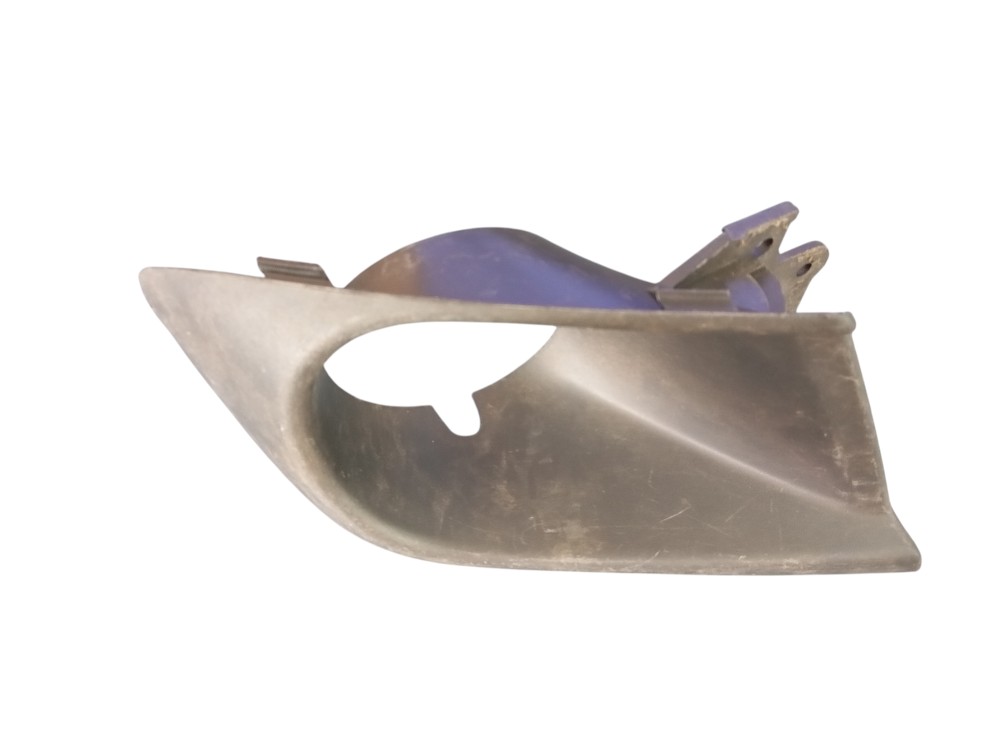 Moldura Do Farol Milha L/d Gm Onix Prisma 13/19 2