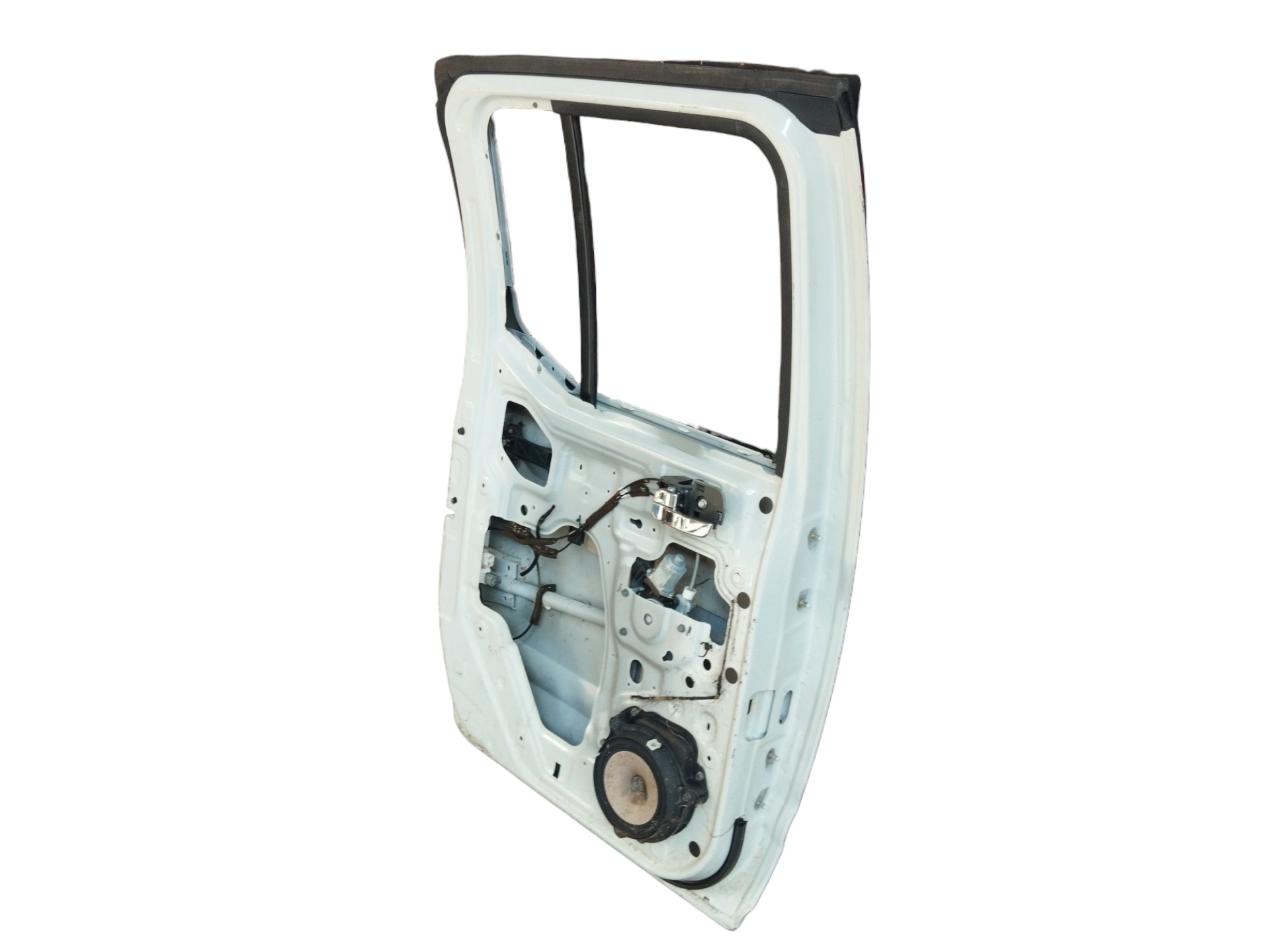 Porta Traseira L/e Nissan Frontier 2013/16 C/detalhes – Traseira – Esquerda – Branca 5