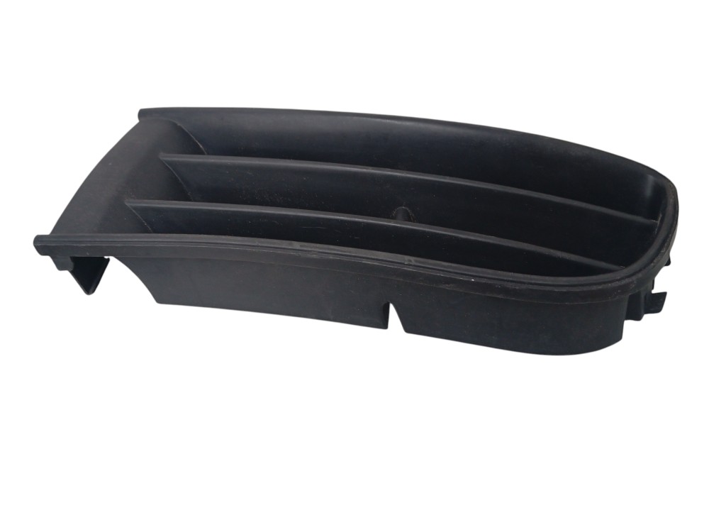 Moldura Grade Farol De Milha Volkswagen Polo 2007/08 1