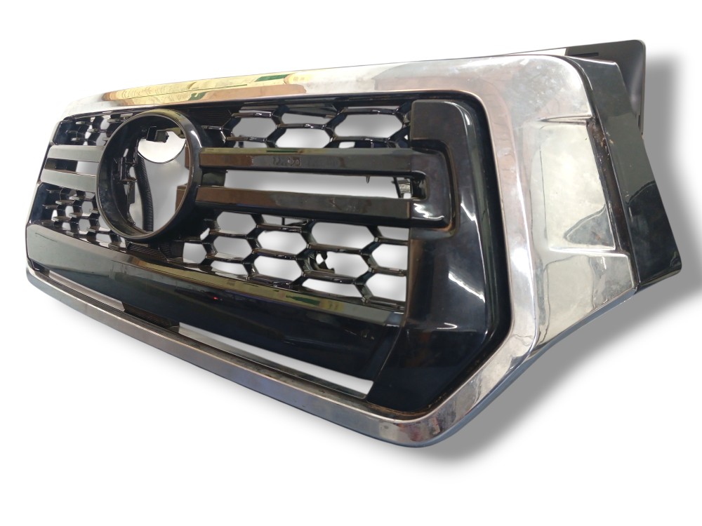 Grade Frontal Cromado Dianteiro Toyota Hilux 2019/2020 3