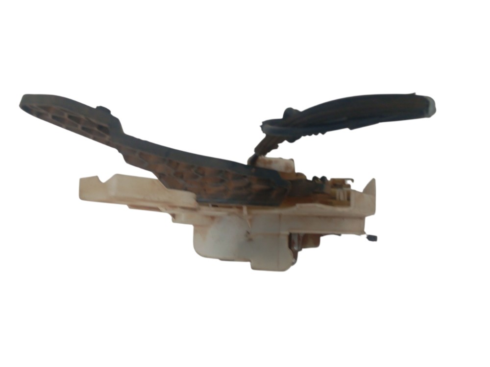 Fechadura porta traseira esquerda Volkswagen Golf 2005/10 2