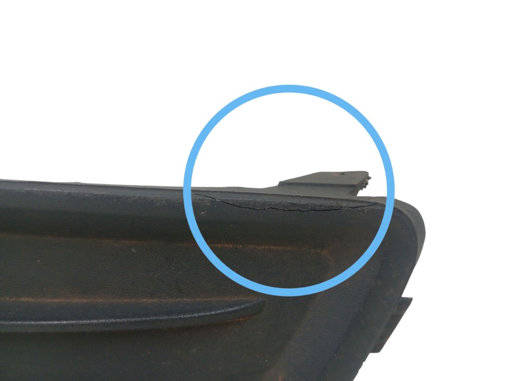 Grade lateral esquerdo para-choque gol voyage G6 2012/15 2