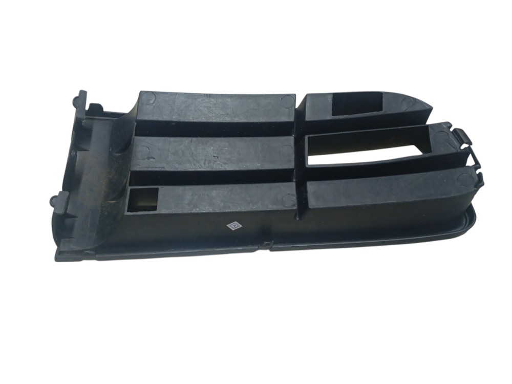 MOLDURA DO MILHA GRADE VW POLO 03/06 3