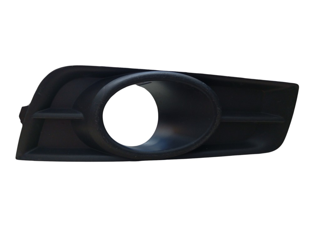 Moldura Farol De Milha Direito Chevrolet Cruze 12/14 1