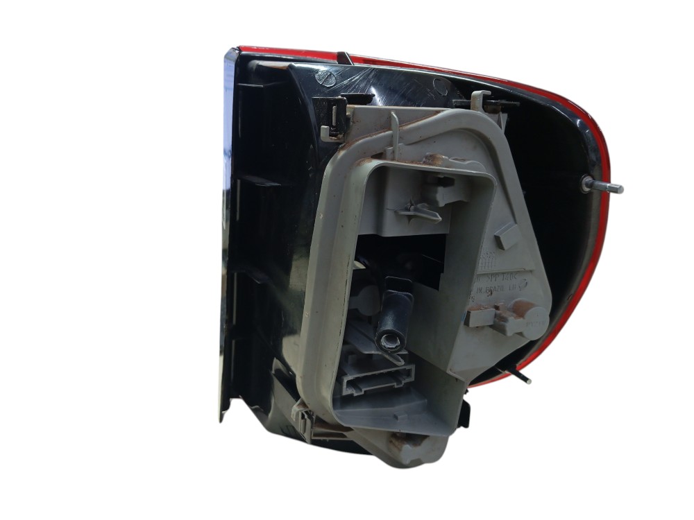 LANTERNA TRASEIRA L/E VW FOX 04/10 5