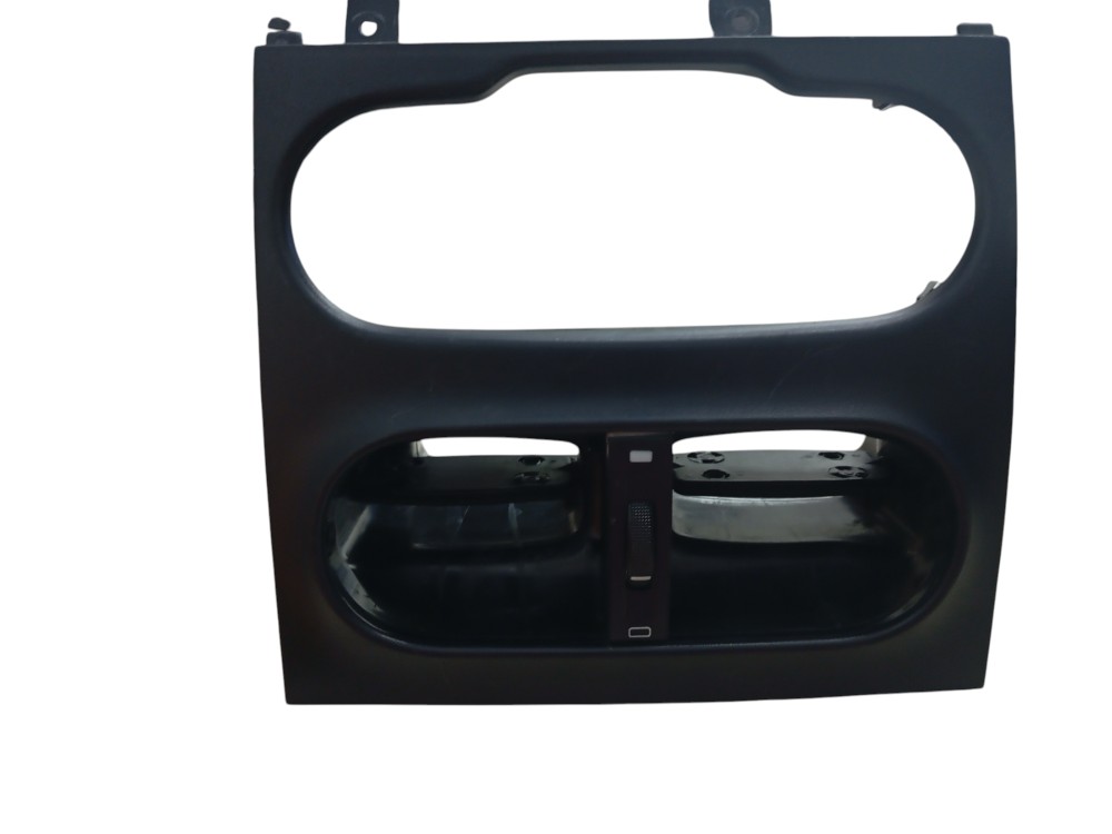 MOLDURA DO PAINEL CENTRAL DIFUSOR DE AR FIAT STRADA 2013/18