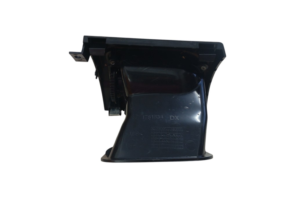 MOLDURA DO DIFUSOR DE AR PAINEL CHEVROLET ONIX PRISMA 13/19 3