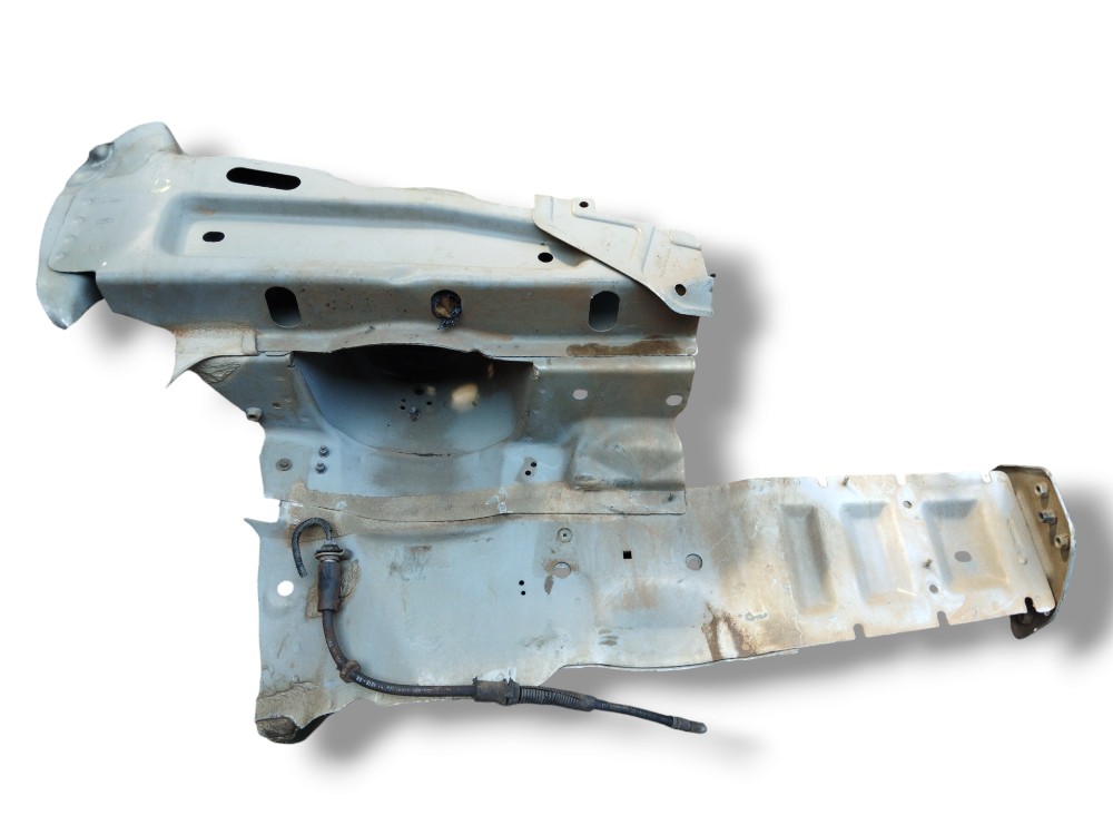 Caixa De Roda Longarina L/d Ford Fiesta Rocam 2003 A 2010 3