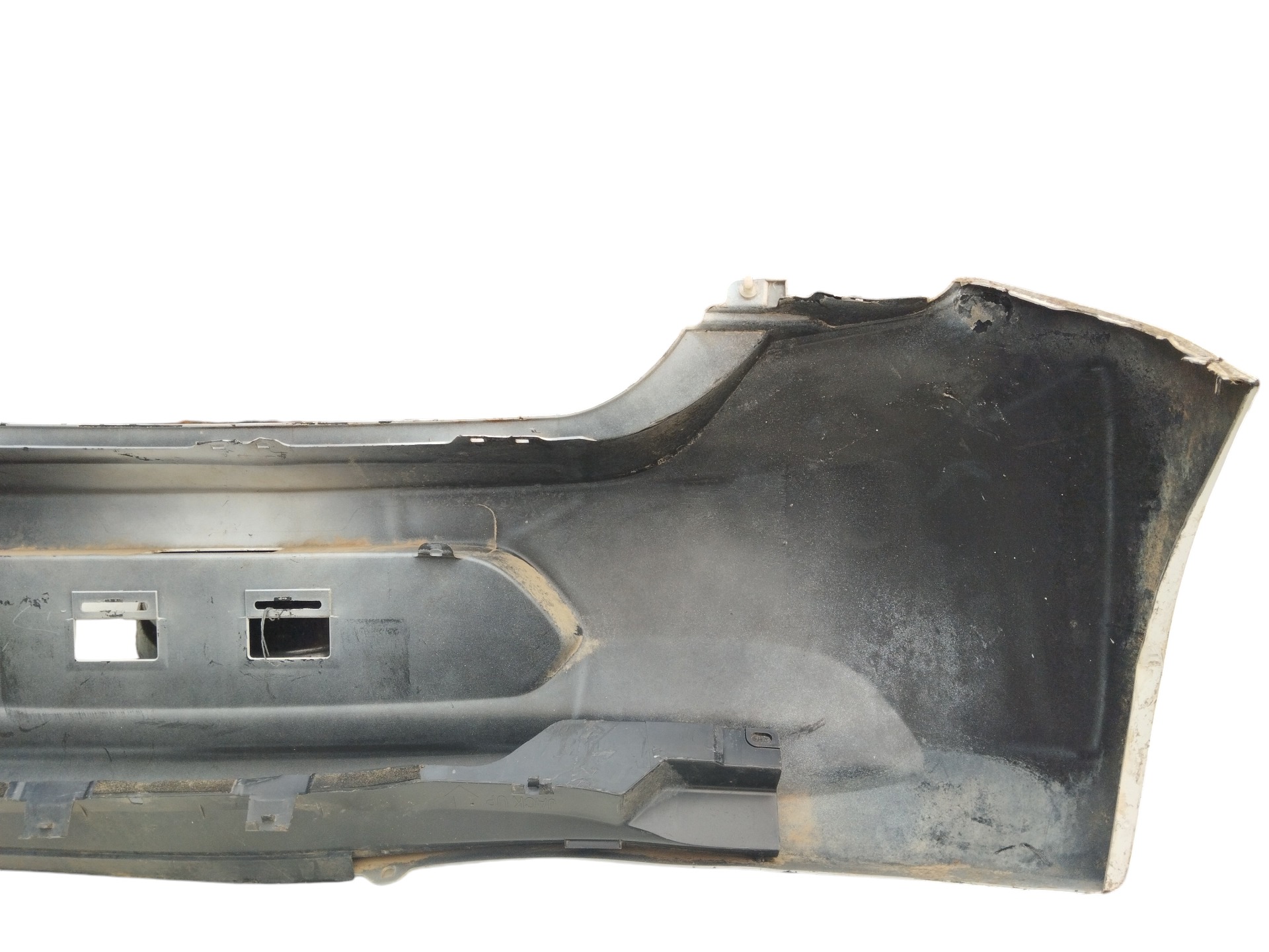 PARACHOQUE TRASEIRO NISSAN MARCH 2017/19 ORIGINAL C/DETALHE 5