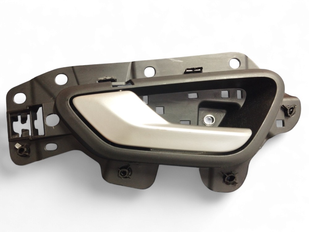 Macaneta Puxador Interna Dianteira/traseira L/e Fiat Pulse Dianteira/traseira 4