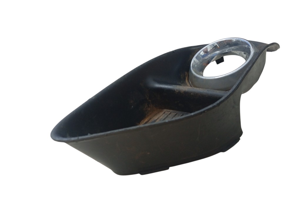 MOLDURA DO FAROL DE MILHA ESQUERDO CHRYSLER 300C 3.6 V6 2012 3
