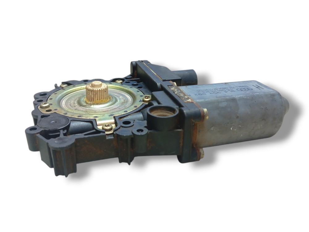 MOTOR DE VIDRO TRASEIRO DIREITO AUDI A3 1996/2005 5