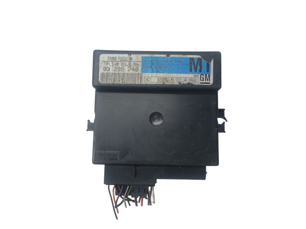 Módulo conforto Gm Vectra 1999/05 com detalhes