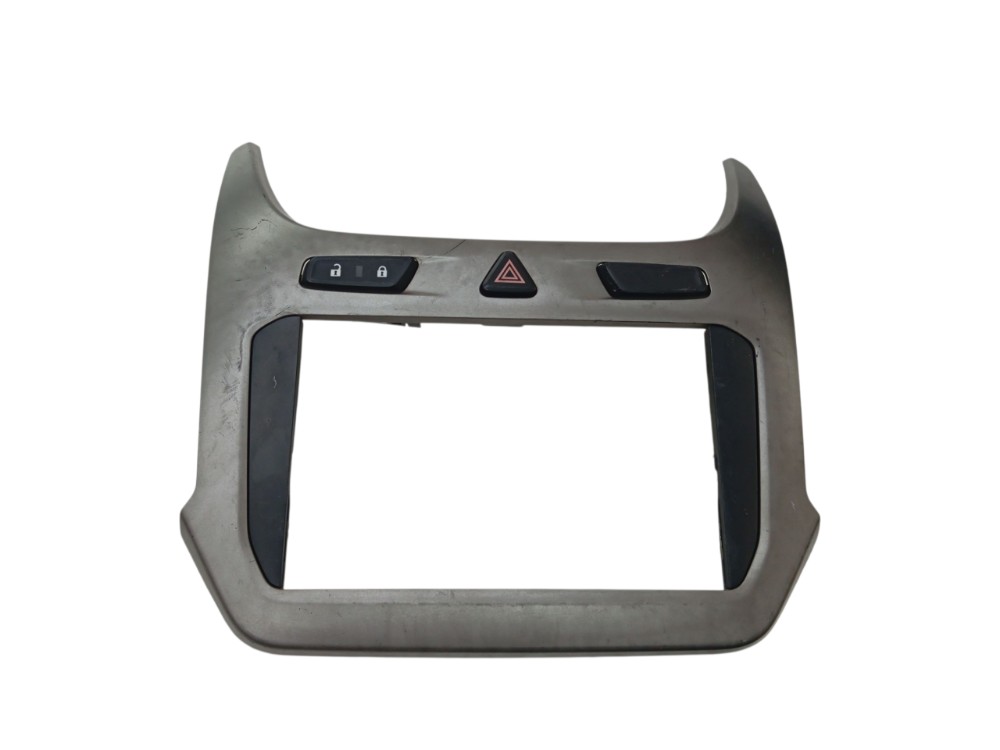 ACABAMENTO MOLDURA CENTRAL GM SPIN COBALT 2012 A 2020 USADO