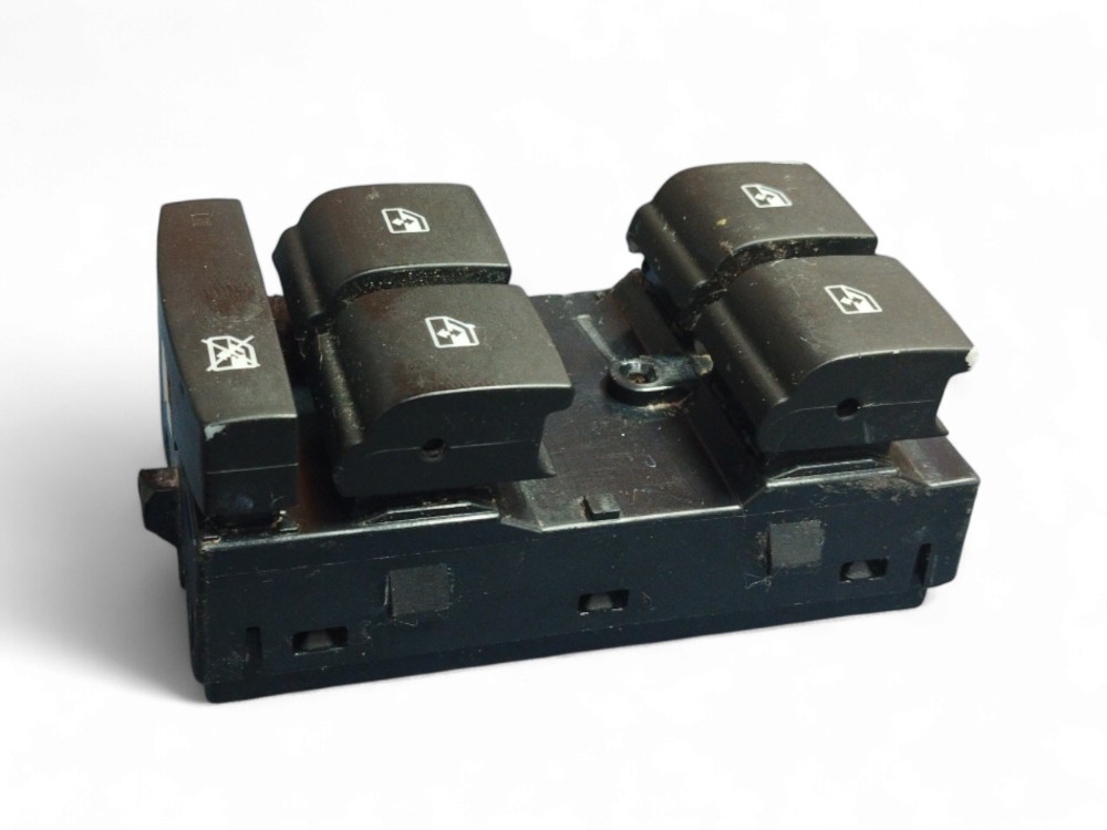 COMANDO BOTAO ELETRICO VIDRO DIANTEIRO L/E GM S10 ONIX 16-21 2