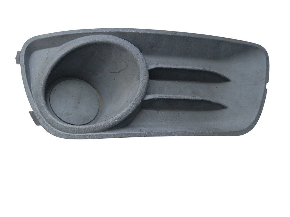 Grade Farol De Milha L/direito Fiat Palio Siena