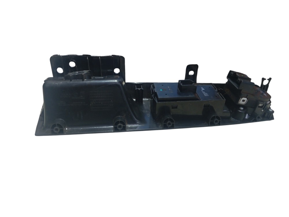 MOLDURA COMANDO BOTÃO VIDRO DIANTEIRO L/E GM CRUZE 12/16 5