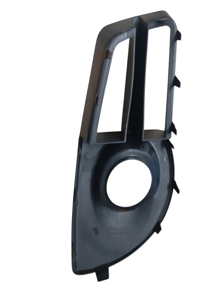 Moldura Farol De Milha L/e Chevrolet Montana 2011/20 5