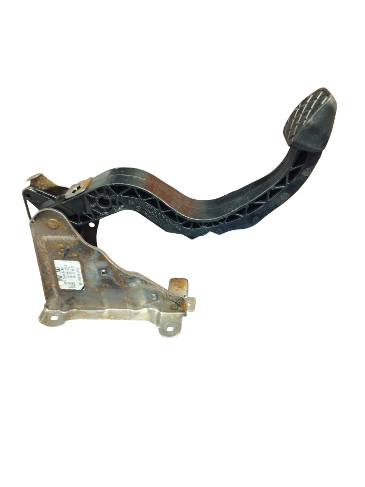 Pedal Embreagem Vw Up Tsi 2018 A 2020 Original.  Usado 2