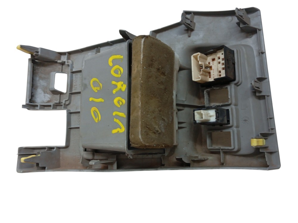 MOLDURA ESQUERDO PORTA OBJETOS C/BOTÃO TOYOTA COROLLA 12/14 4