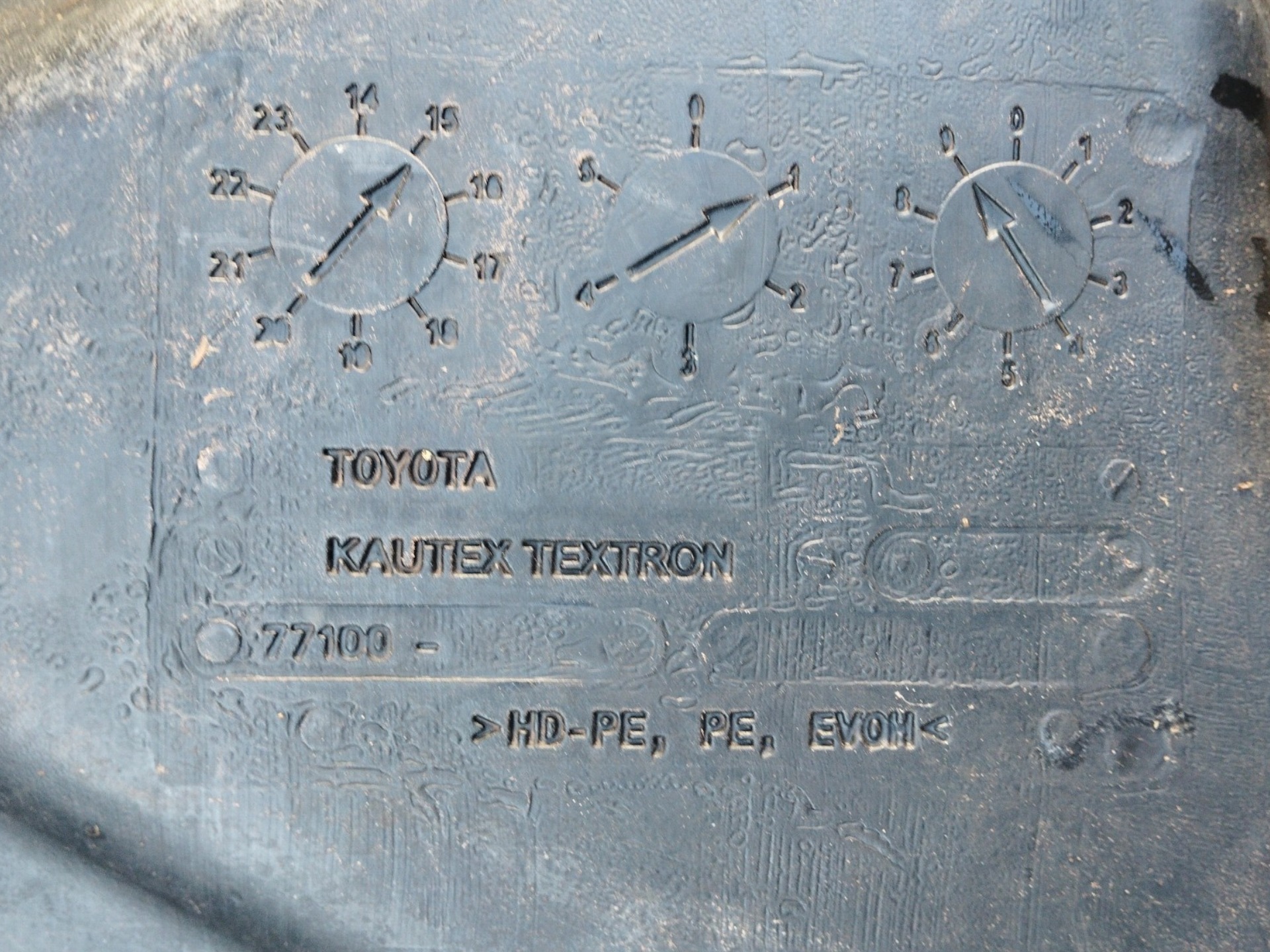 Tanque Combustível Toyota Corolla 2015/19 3