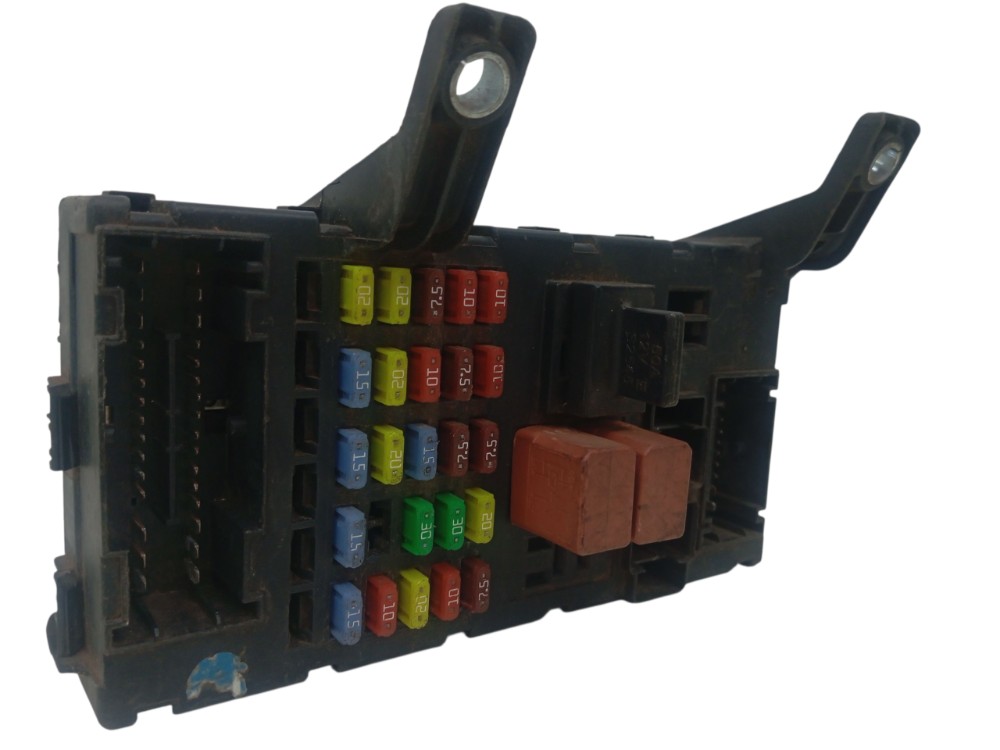 Modulo central caixa fusivel Fiat Idea 2011/16 3