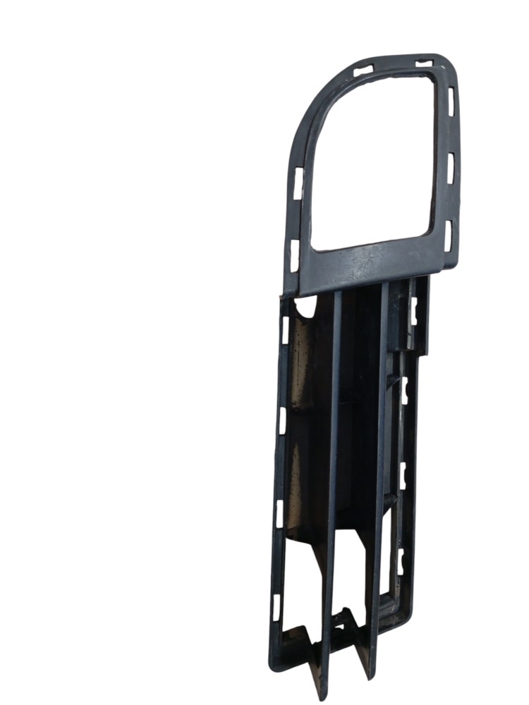 Grade Moldura Do Farol De Milha Direito Chevrolet Astra 2