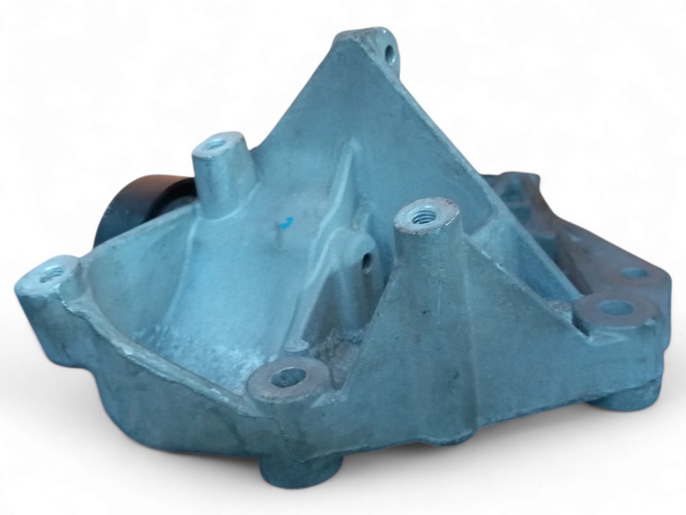 Suporte Compressor Ar Chevrolet Onix / Prisma 2013 Original 8